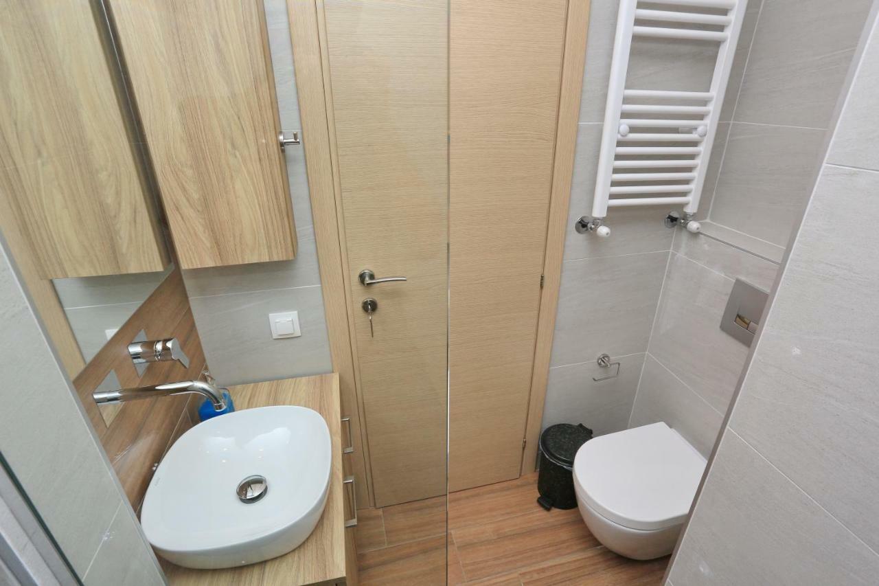 Kyana Downtown Studios 塞萨洛尼基 外观 照片